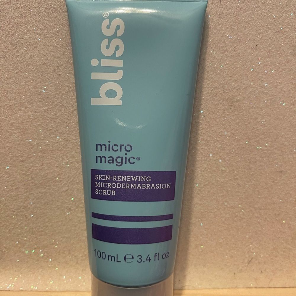 Bliss Micro Magic Skin Renewing Microdermabrasion Scrub